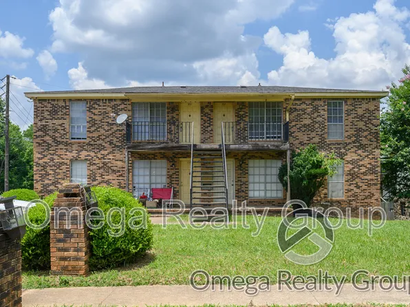 8010 4th Ave APT 202, Leeds, AL 35094