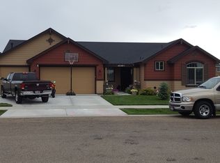 375 W Meadow Creek Way, Middleton, ID 83644
