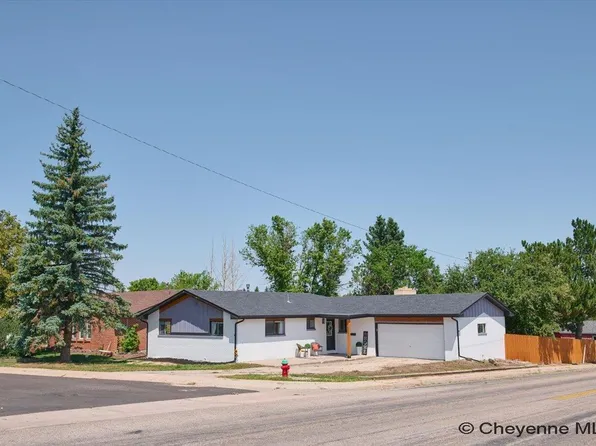 600 Harmony Ln, Cheyenne, WY 82009