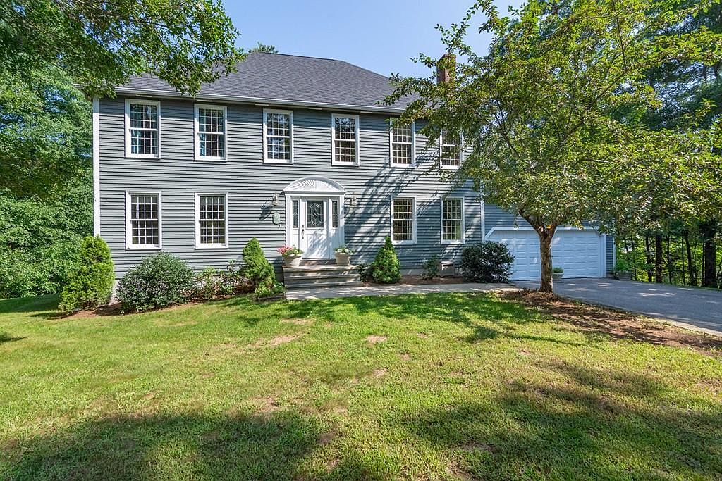 12 Castle Rd, Norfolk, MA 02056 Zillow