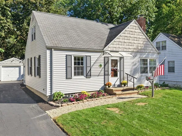 2505 15th St, Cuyahoga Falls, OH 44223