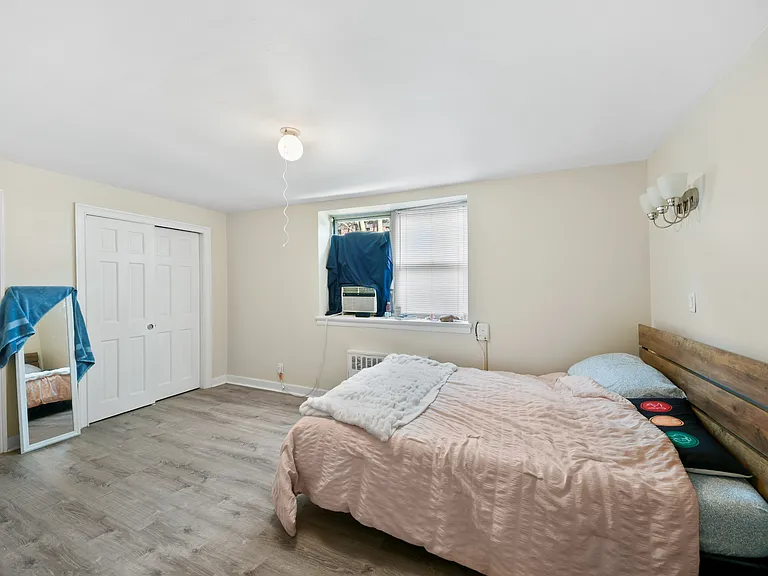 28 Stevens St #E — Photo 10
