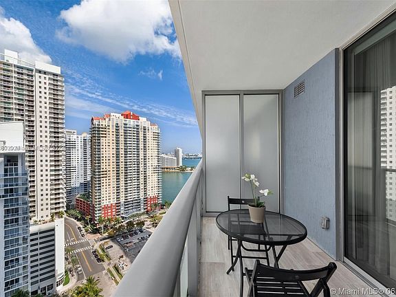 3rd image of 1300 Brickell Bay Dr APT 2412