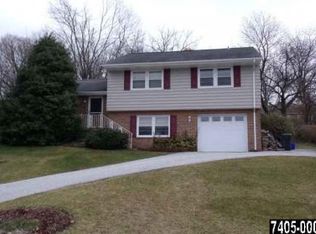 334 Greendale Rd, York, PA 17403