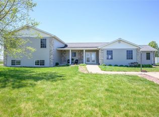 2552 NE 72nd St, Altoona, IA 50009