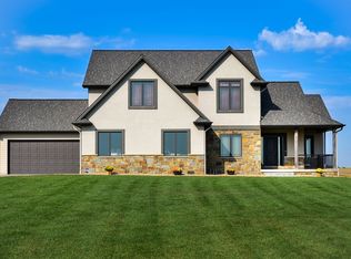 12801 SW Gray Fawn Ct, Roca, NE 68430