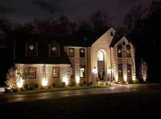 19 Winchester Ter, Randolph, NJ 07869