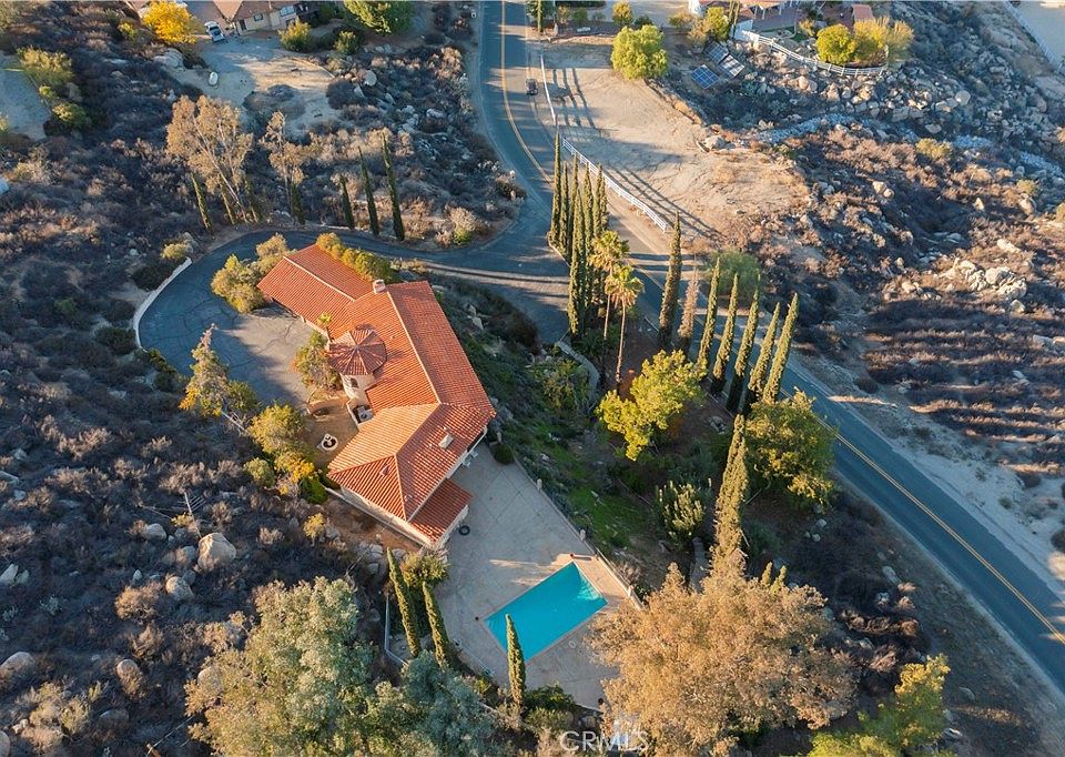 28295 Vista Del Valle, Hemet, CA 92544 Zillow
