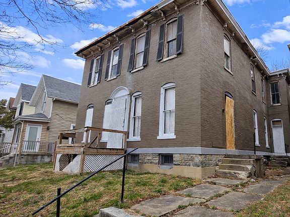 5th image of 111 S 11th St