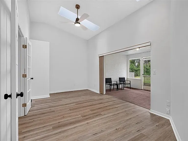 11 Walnut Pl — Photo 12