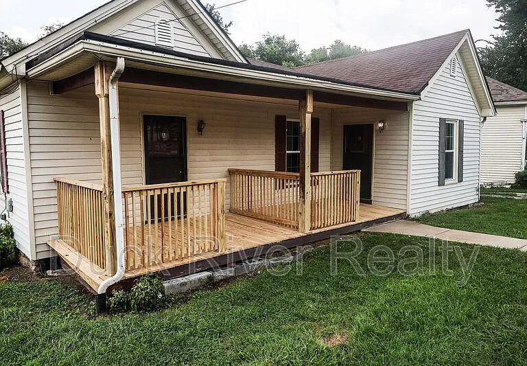 1409 Highland Ave — Photo 1