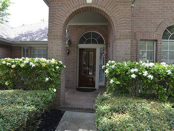 3rd image of 2726 Kellyway Ln