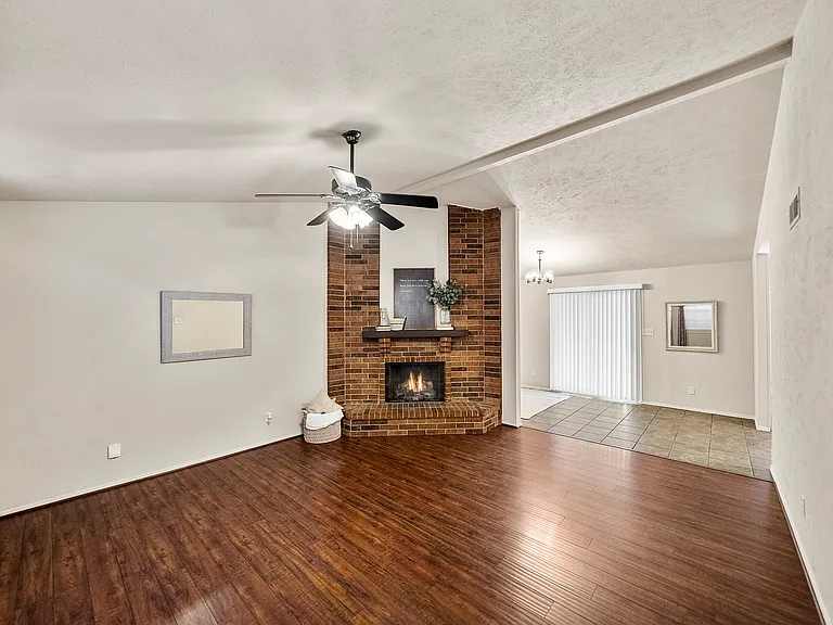 1320 Clearview Dr — Photo 10