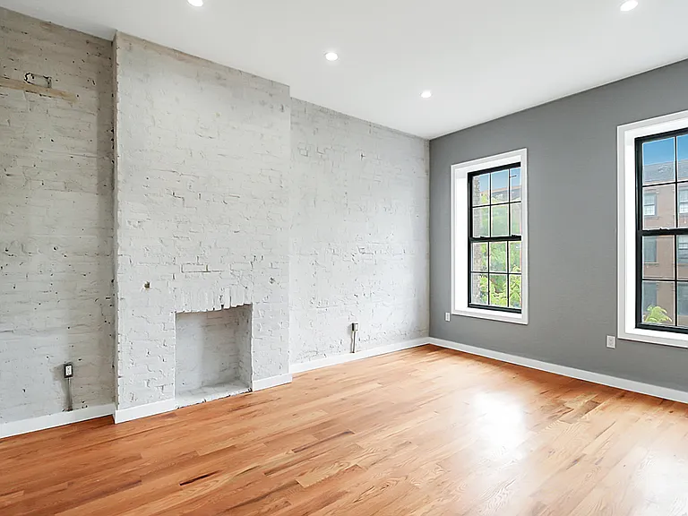 707 Lafayette Ave #2 — Photo 24