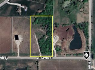 239 West St, Bucyrus, KS 66013