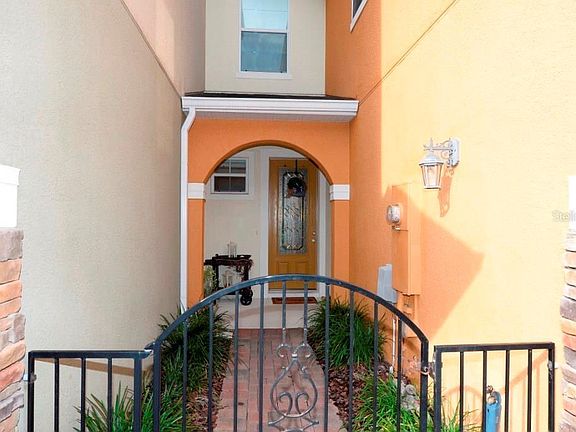 3rd image of 5326 Hidden Cypress Ln
