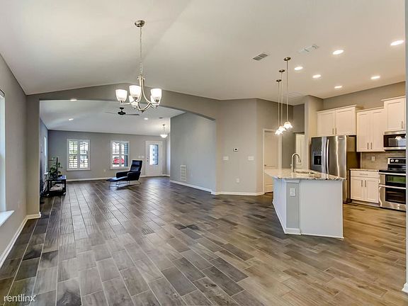 5th image of 415 Samara Lakes Pkwy