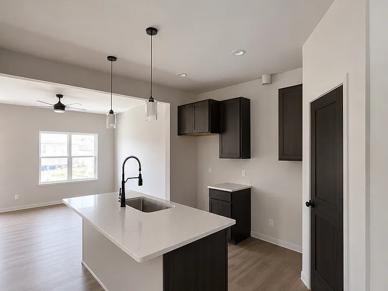 1004 Autumn Blaze Ct — Photo 1