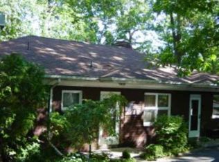 132 W Shore Dr, Valatie, NY 12184