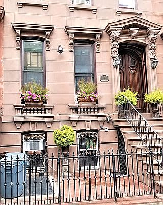 1st image of 45 Putnam Ave APT 4