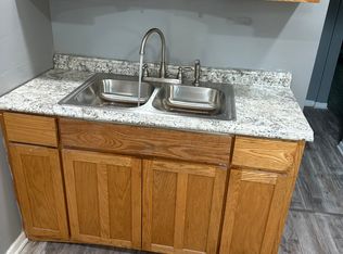 6945 W Fond Du Lac Ave, Milwaukee, WI 53218
