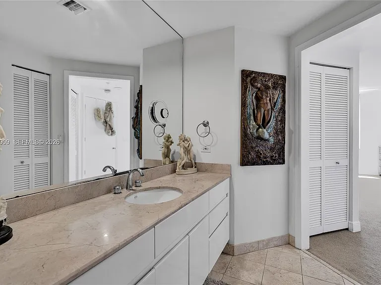 848 Brickell Key Dr #1903 — Photo 22