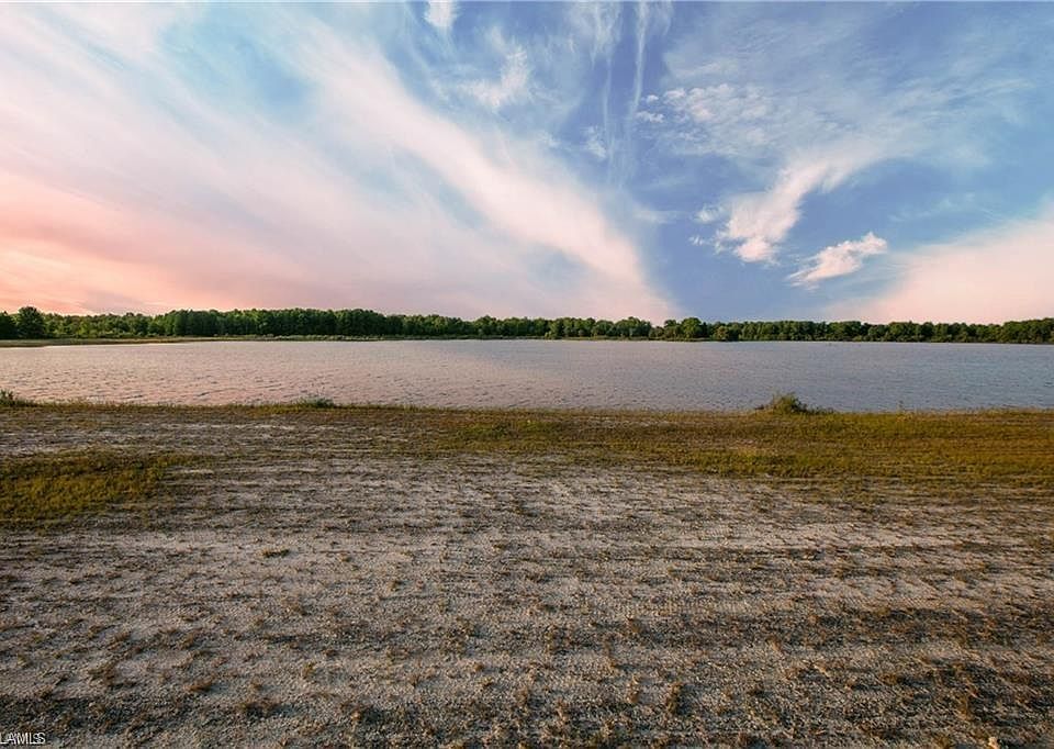 1st image of 625 Shady Hollow Blvd W Lot 18