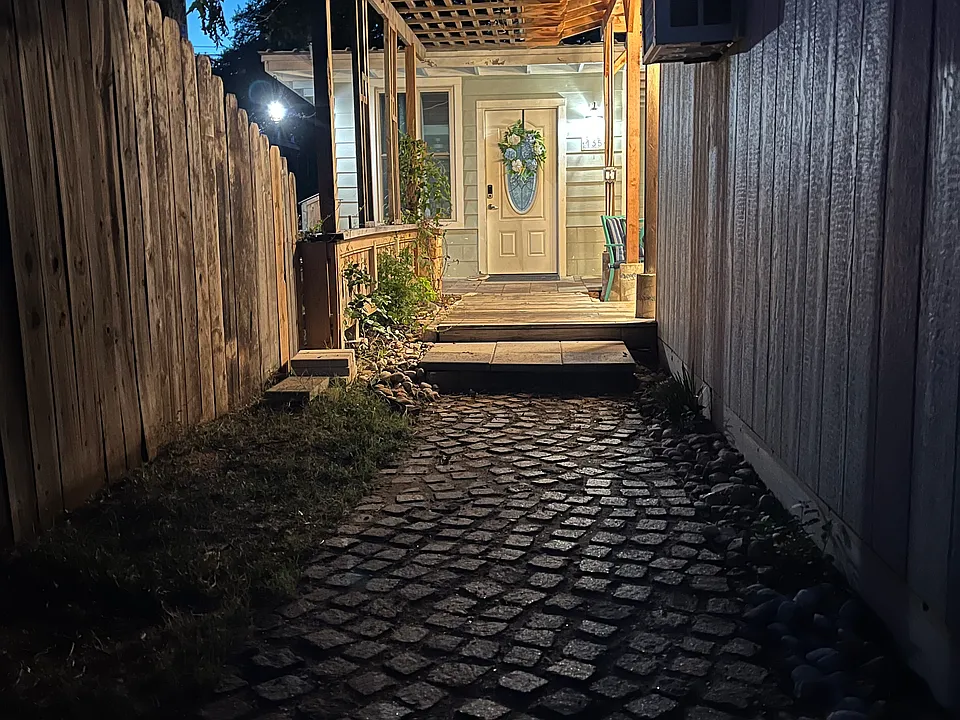 135 Bonny Cove Dr
