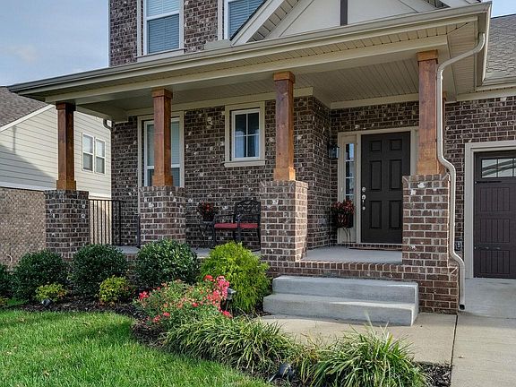 4th image of 2024 Devonwood Ln