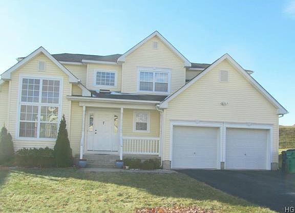 3rd image of 7 Wesley Ct