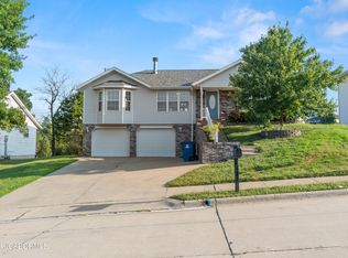 3920 Scarborough Way, Jefferson City, MO 65109