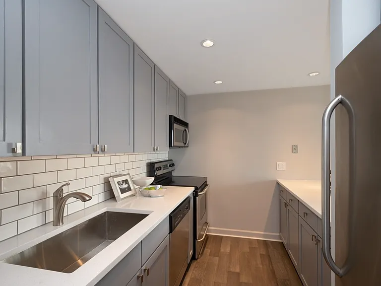 30 E Huron St #3404 — Photo 1