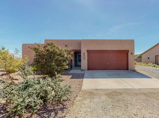 720 8th St NE, Rio Rancho, NM 87124