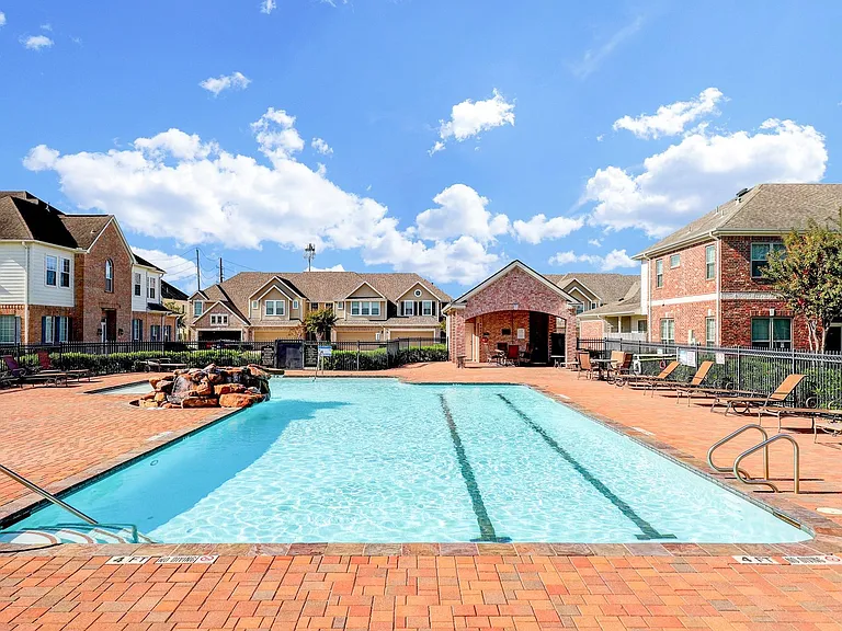 2727 Misty Heath Ln — Photo 34