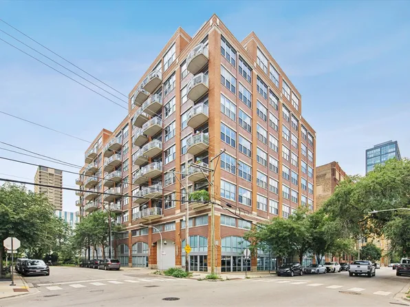 933 W Van Buren St APT 801, Chicago, IL 60607