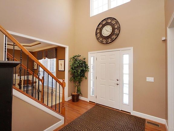 2nd image of 4588 Brackenview Ct