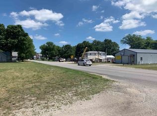 205 W 2nd St, Burnettsville, IN 47926