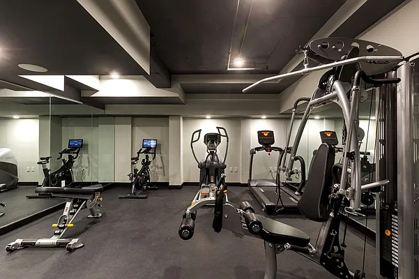 Rented by Corcoran | media 27