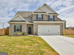 208 Caledonian Cir, Dallas, GA 30132