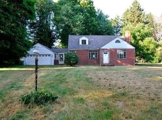 3215 N Jackson Blvd, Uniontown, OH 44685