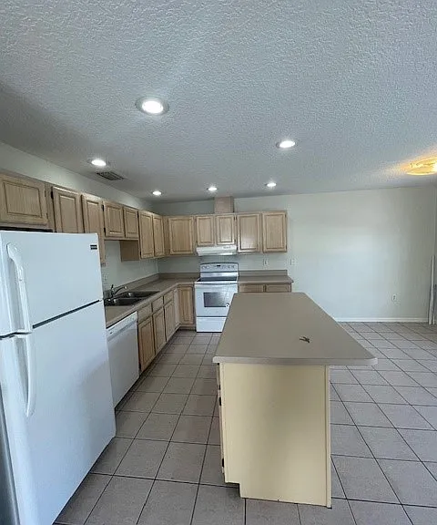 1839 Highland Rd — Photo 8