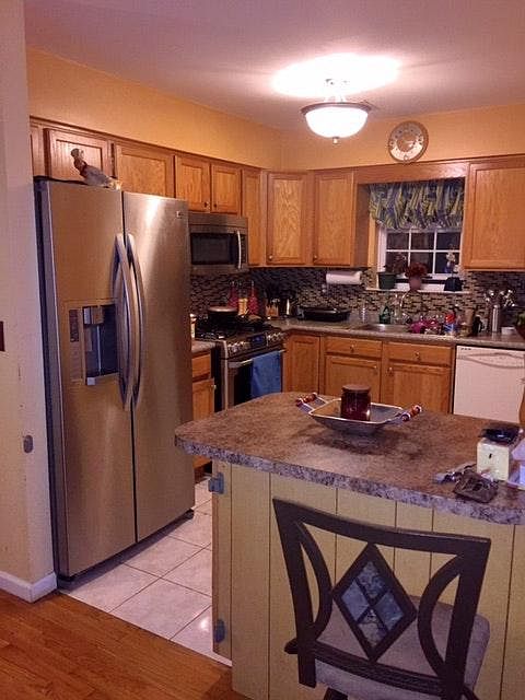 2nd image of 1010 Julia St #2