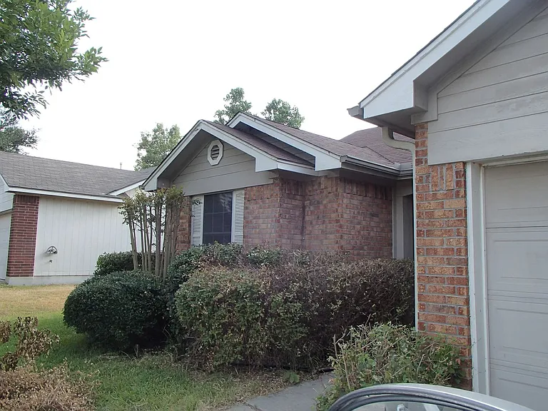 208 Juniper Dr — Photo 17
