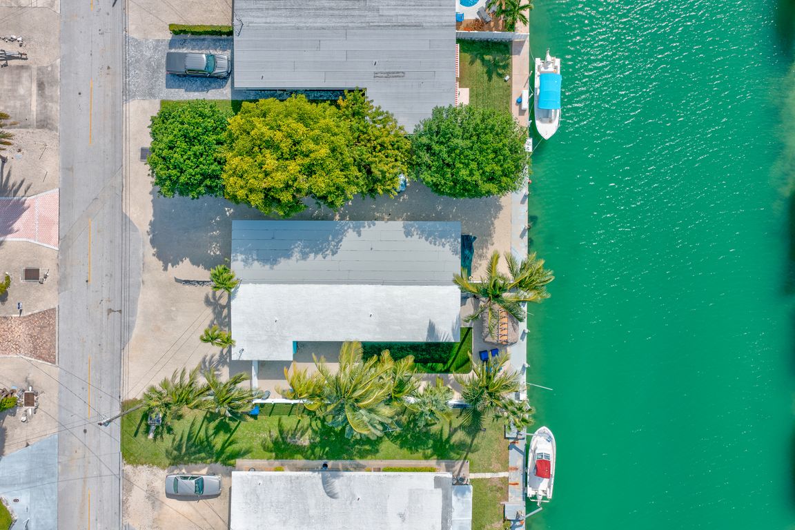 next background image