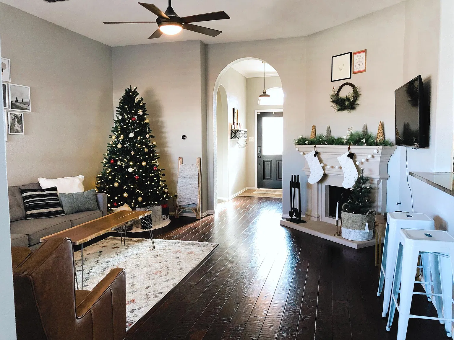 3 bed, 1450 sqft, $2,250 — Photo 2