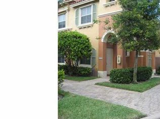 4928 Sailboat Dr, Fort Lauderdale, FL 33312