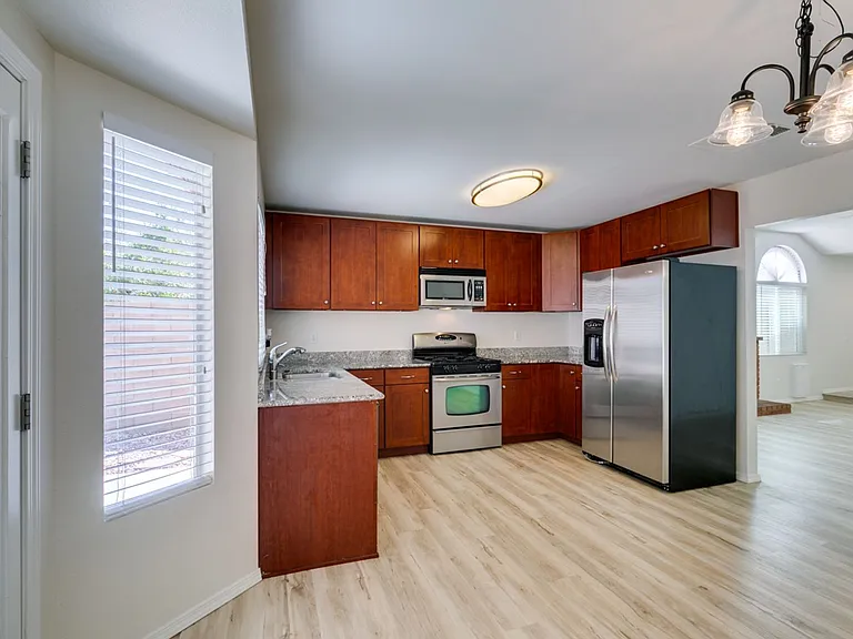 2842 Preciso Ln — Photo 11