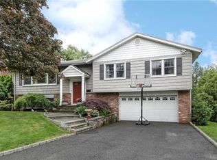 11 Berkley Dr, Rye Brook, NY 10573