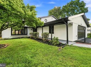 5202 Caroline Cir, Waldorf, MD 20601