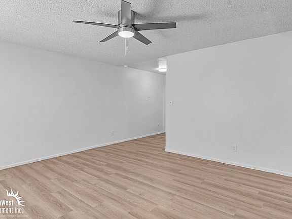 2nd image of 2209 W Belmont Ave APT 2